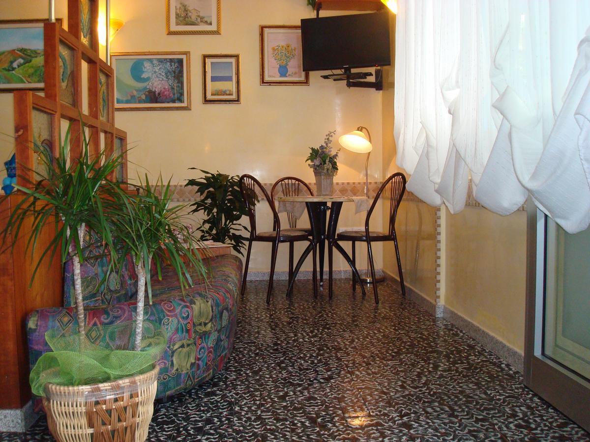 Hotel Villa Ersilia Rimini B&B Exterior photo