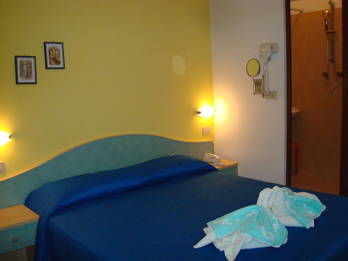 Hotel Villa Ersilia Rimini B&B Exterior photo